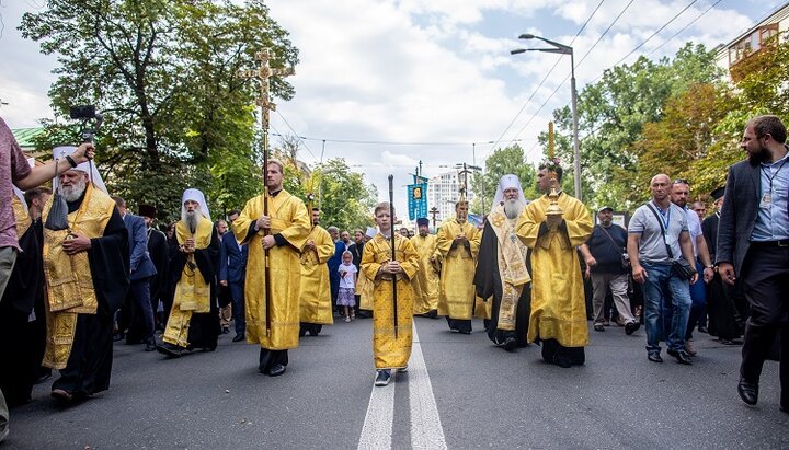 Великий крестный ход в Киеве. Фото: pravlife.org