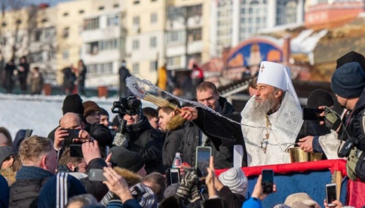 Митрополит Онуфрій освятить води Дніпра біля Свято-Покровського собору. Фото: news.church.ua