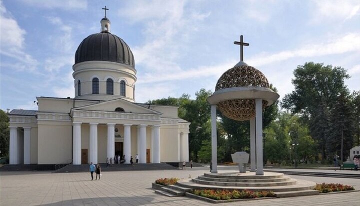 Кафедральний собор Різдва Христового у Кишиневі. Фото: sobory.ru