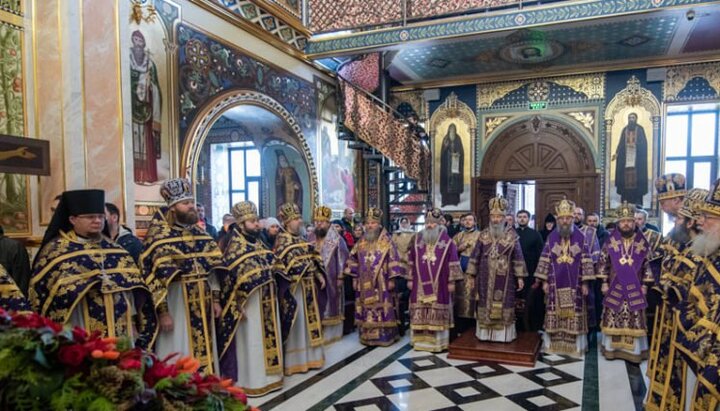 Богослужение в Киево-Печерской лавре. Фото: news.church.ua