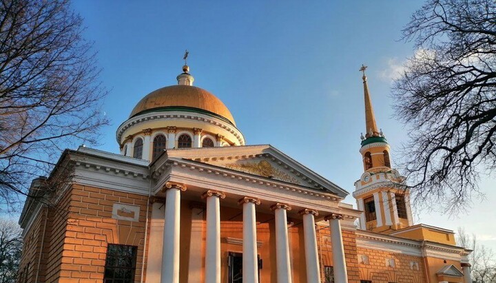 Спасо-Преображенский кафедральный собор в Днепропетровске. Фото:  topgid.net