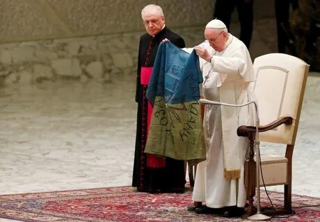 Papa Francisc vrea să se întâlnească cu Putin până a vizita Kievul