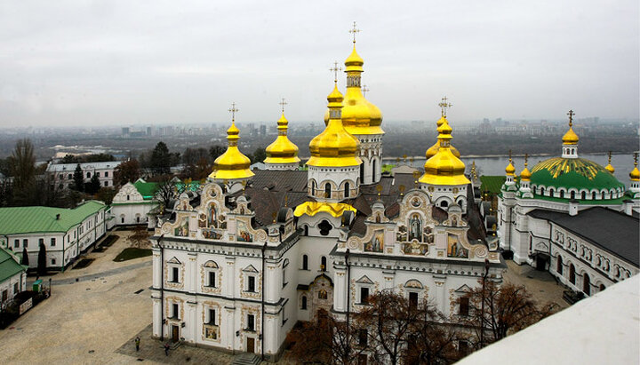 Practica lui Filaret: BOUkr a comentat pretențiile BOaU la Lavra Pecerska