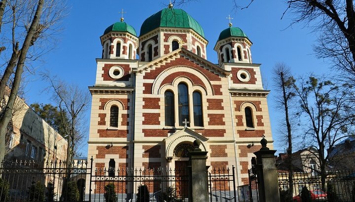 Місцева влада не має права забороняти УПЦ, – Львівська ОВА