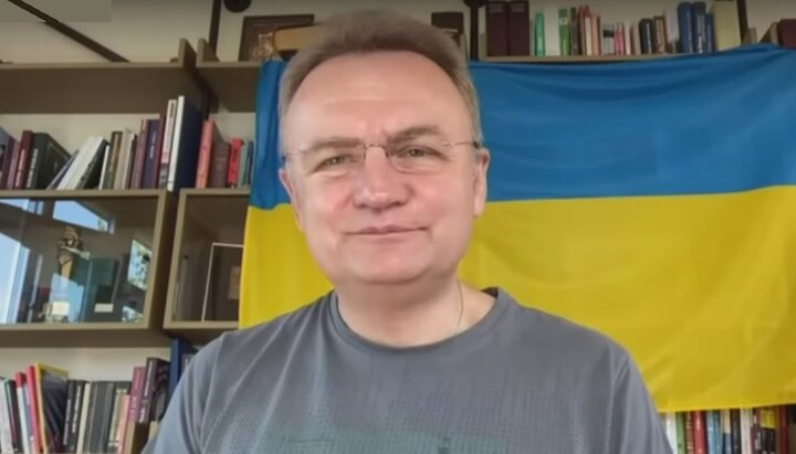 «Все нормально, не переживайте!» – мер Львова про підпал храму УПЦ