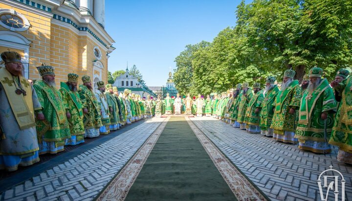 Богослужение в день памяти преподобного Онуфрия Великого. Фото: news.church.ua 