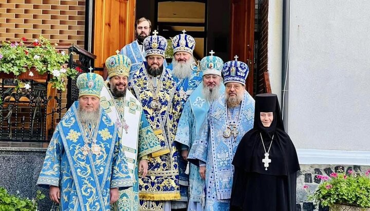 Праздничное богослужение. Фото: zhytomyr-eparchy.org