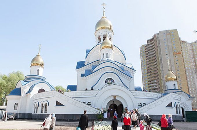 У київський храм Різдва Божої Матері доставлять ковчег із часткою Хреста Господнього