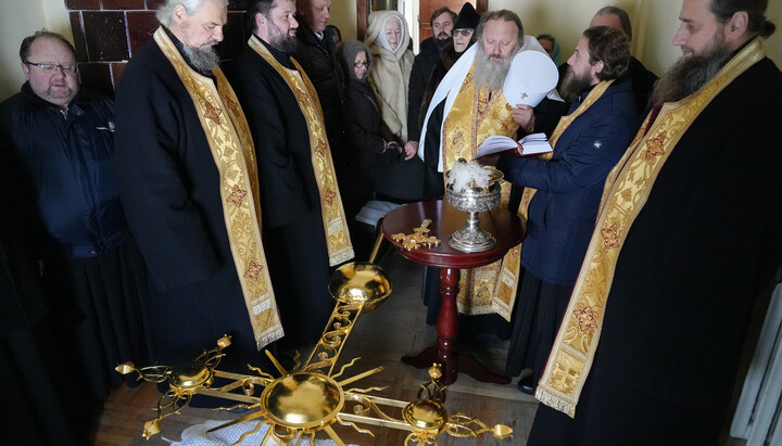 У Києво-Печерській лаврі освятили хрест для вежі святого Іоанна Кущника