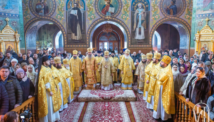 Праздничное богослужение в Никольском соборе Покровского монастыря. Фото: news.church.ua