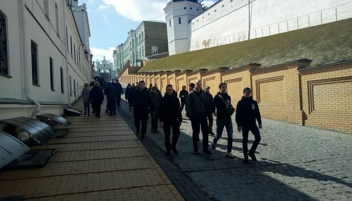 Одна з акцій націоналістів у Києво-Печерській лаврі. Фото: СПЖ