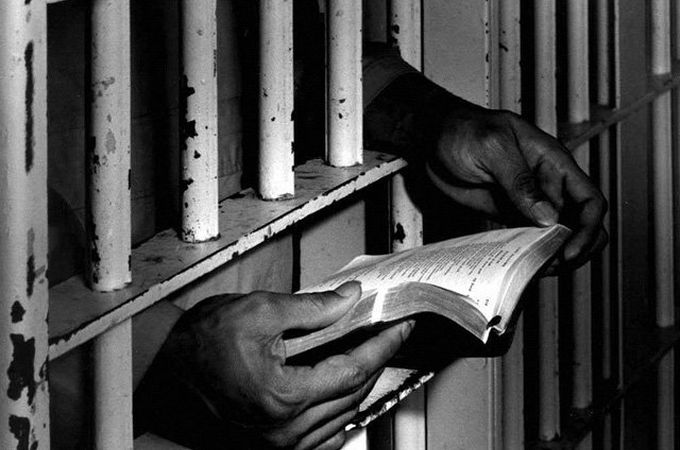 Prisoner in Iran Encourages Faithful to Stand Strong against Prosecution