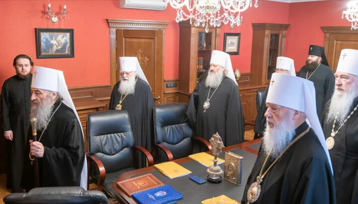 A meeting of the UOC Holy Synod. Photo: news.church.ua