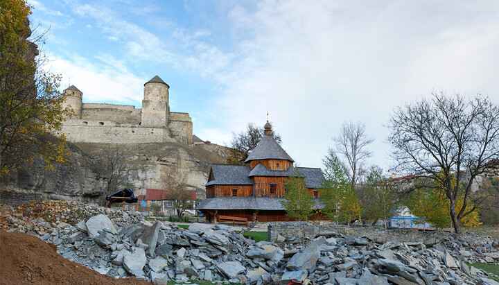 Хрестовоздвиженський храм у Кам'янці-Подільському. Фото: zamki-kreposti.com.ua