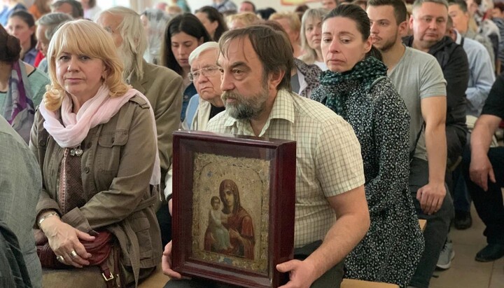 Збори територіальної громади Ворзеля. Фото: Бучанська міськрада