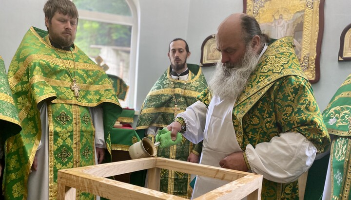 У передмісті Хуста освятили храм УПЦ. Фото: orthodoxkhust.org.ua