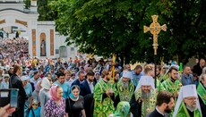 В Киево-Печерской лавре прошел крестный ход в день памяти прп. Антония