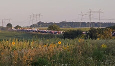 UOC cross procession to Pochaiv enters Ternopil region