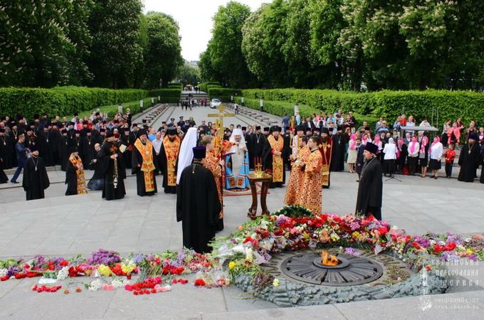 УПЦ чтит память погибших воинов и ветеранов Великой Отечественной войны