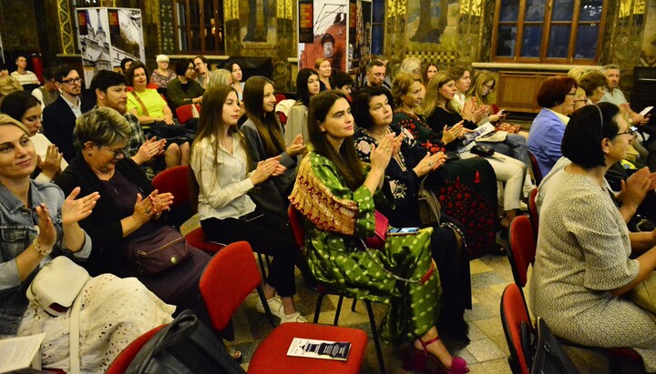 Concert în biserica Trapezei a Lavrei Peșterilor de la Kiev. Imagine: facebook.com/kplavra