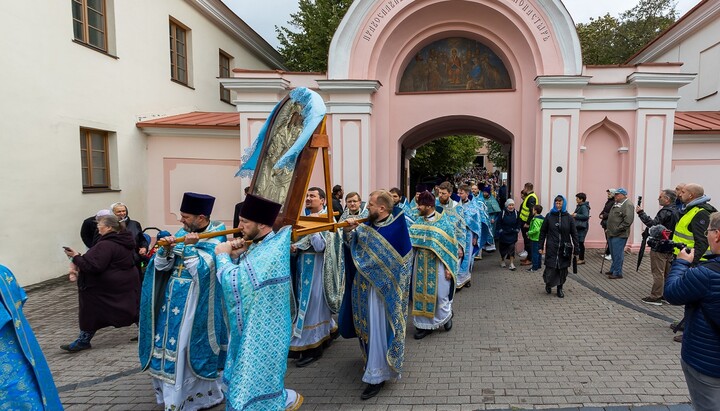 Хресний хід з іконою у Вільнюсі з іконою «Сурдезька». Фото: пресслужба Литовської Церкви