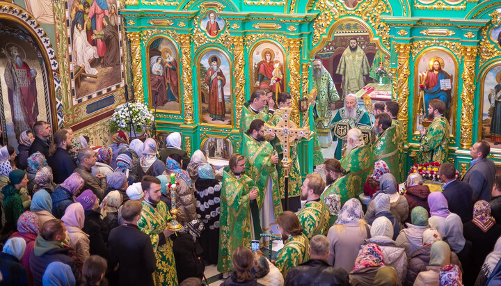 Божественна літургія у Києво-Печерській лаврі. Фото: news.church.ua