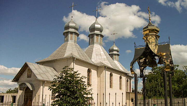 Захваченный храм УПЦ в Ходосовке. Фото: сайт «Монастыри и храмы УПЦ»