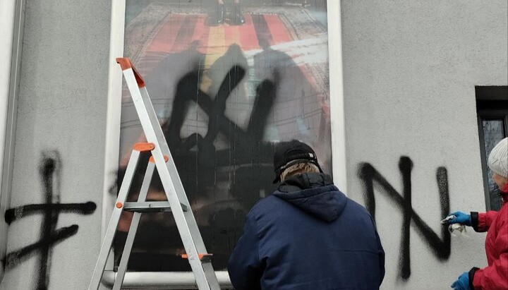 The wall of the Zhovten cinema. Photo: FB page of the cinema