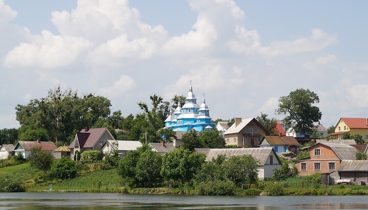 The Holy Protection Church of the UOC in the village of Bronnyky. Photo: wikipedia.org