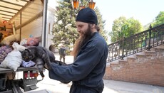 До Святогірської лаври чергову допомогу доставили православні буковинці