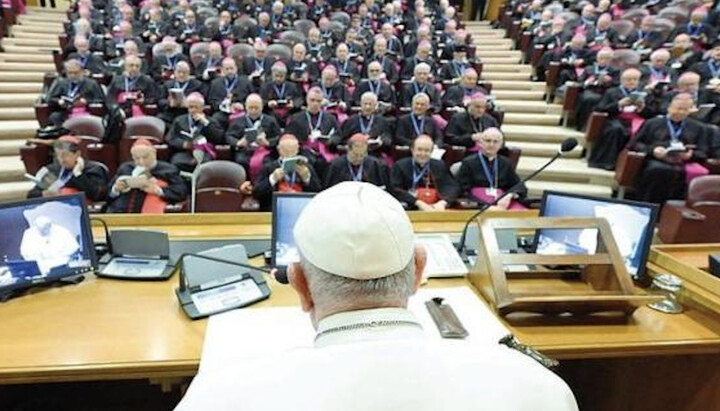 Πάπας προς Καθολικούς επισκόπους Ιταλίας: Έχουμε πάρα πολλούς «παιδεραστές» στις σχολές μας