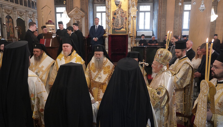 Ієрархи, які служили з ПЦУ, хочуть підпорядкувати Фанару БПЦ, – політик