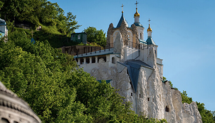 Святогорская лавра. Фото: svlavra.church.ua