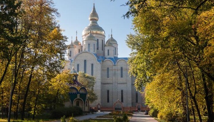 Михайлівський кафедральний собор Черкаської єпархії УПЦ. Фото: 18000.com