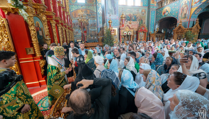 PF Onufrie a condus Sfânta Liturghie la mănăstirea Teofania în Ziua Numelui