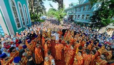 Алма-Ати: 70-річчя повернення Нікольського собору відзначили з Казанською іконою Богородиці