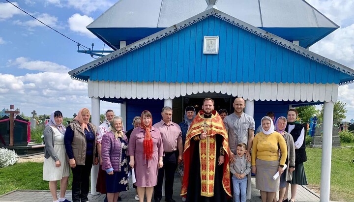 У Перковичах парафія підтримала УПЦ, не дозволивши приїжджим голосувати