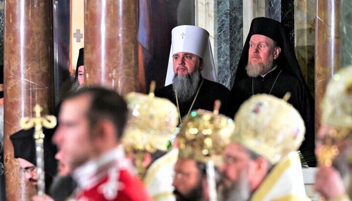 Dumenko and Zoria at the funeral of Patriarch Neophyte in Bulgaria. Photo: Facebook