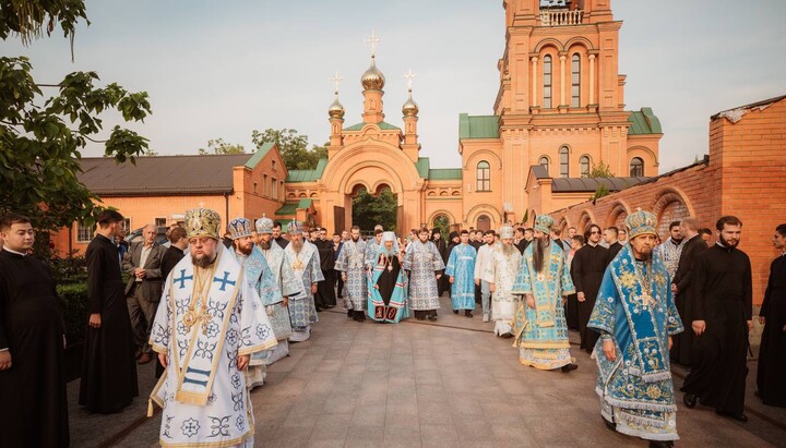 Блаженніший звершив літургію і молебень на новий навчальний рік у Голосієві