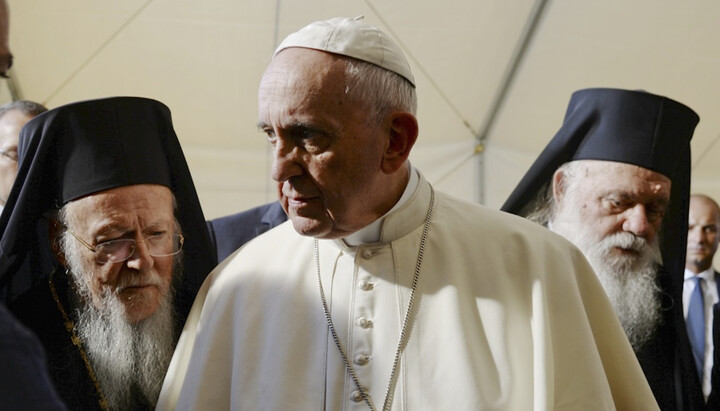 Patriarhul Bartolomeu, Papa Francisc și Arhiepiscopul Ieronim. Foto: sib-catholic.ru