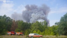 Вокруг Святогорской лавры шестой день горит лес