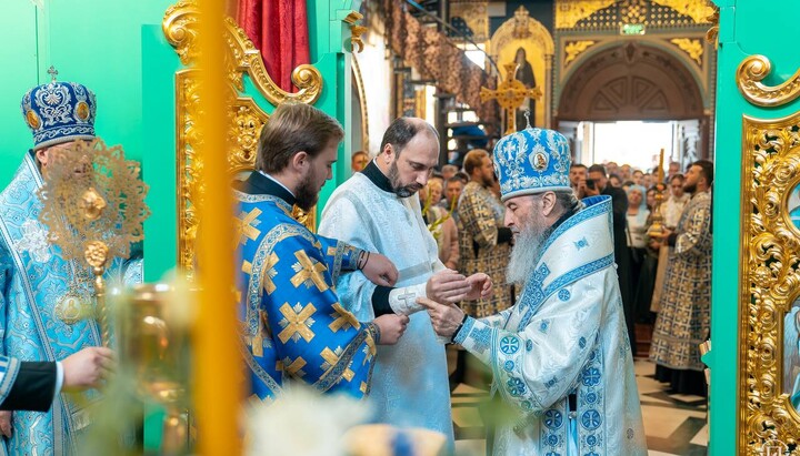 Предстоятель совершил дьяконскую хиротонию. Фото: УПЦ