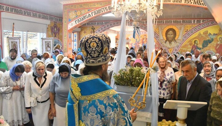 Освящение храма УПЦ в честь святого праведного Лазаря в Барановке. Фото: Житомирская епархия