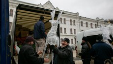 У Святогірську лавру до свята привезли допомогу від православних з Буковини