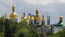 У річницю початку війни у ​​всіх храмах УПЦ помоляться за мир в Україні