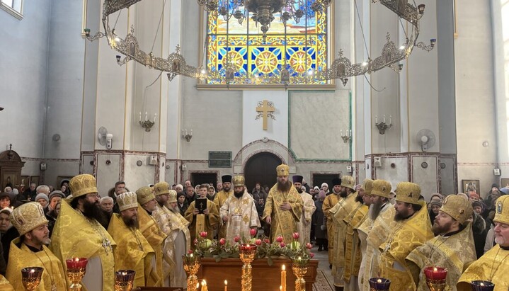 Богослужіння у храмі Всіх святих Чернігівських. Фото: Чернігівська єпархія