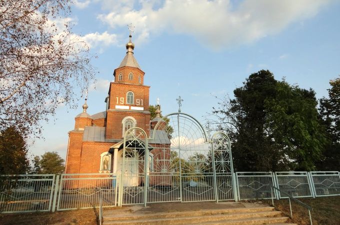 У селі Комарово зловмисник побив священика під час богослужіння