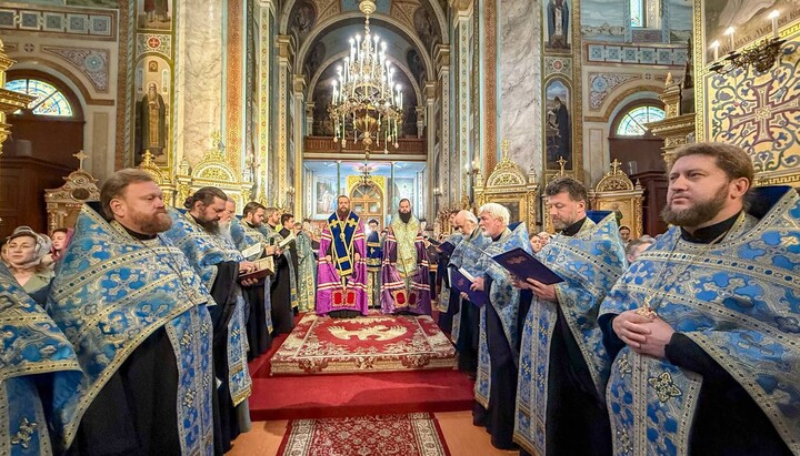Заупокойное богослужение в Успенском соборе Одессы 2 мая 2025 г. Фото: Одесская епархия