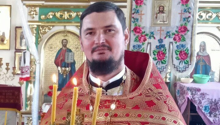 Клірик УПЦ: Ті, хто підписувався за ПЦУ, до храмів не ходять