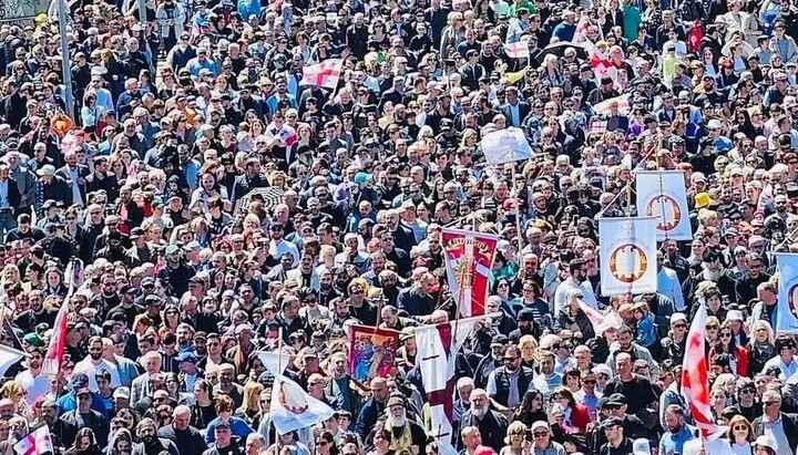 Family Purity Day march in Tbilisi, May 17, 2025. Photo: Facebook / მართლმადიდებლური გვერდი